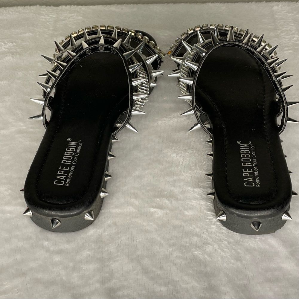 CAPE ROBBIN XTREME SLIDES Shoes Silver Metal with spikes and rhinestones BLACK 6 - Picture 9 of 10